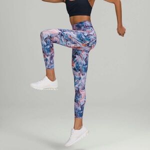 Lululemon Base Pace High-Rise Running Tight 25" in Atmospheric Purple Multi Sz 4